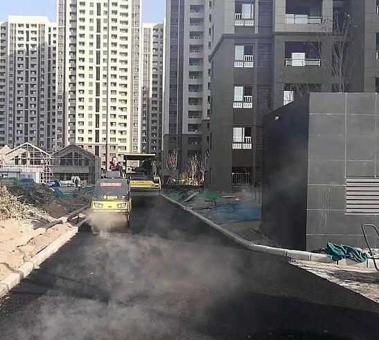 郑东新区白沙镇刘集安置区底层沥青铺装施工