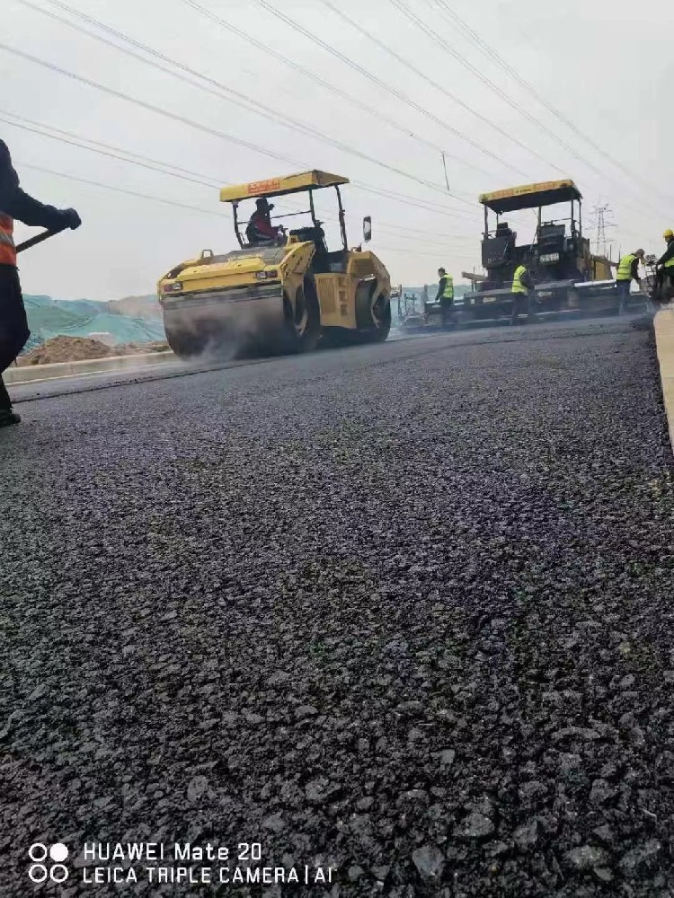郑州沥青路面修补裂缝的方法