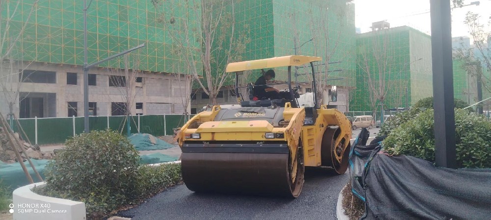 郑州沥青路面常见病害拥包的形成原因及处治方法