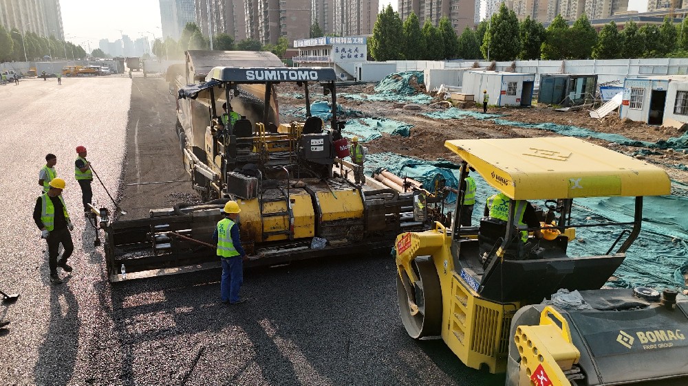 郑州透水性沥青混凝土存在的缺点
