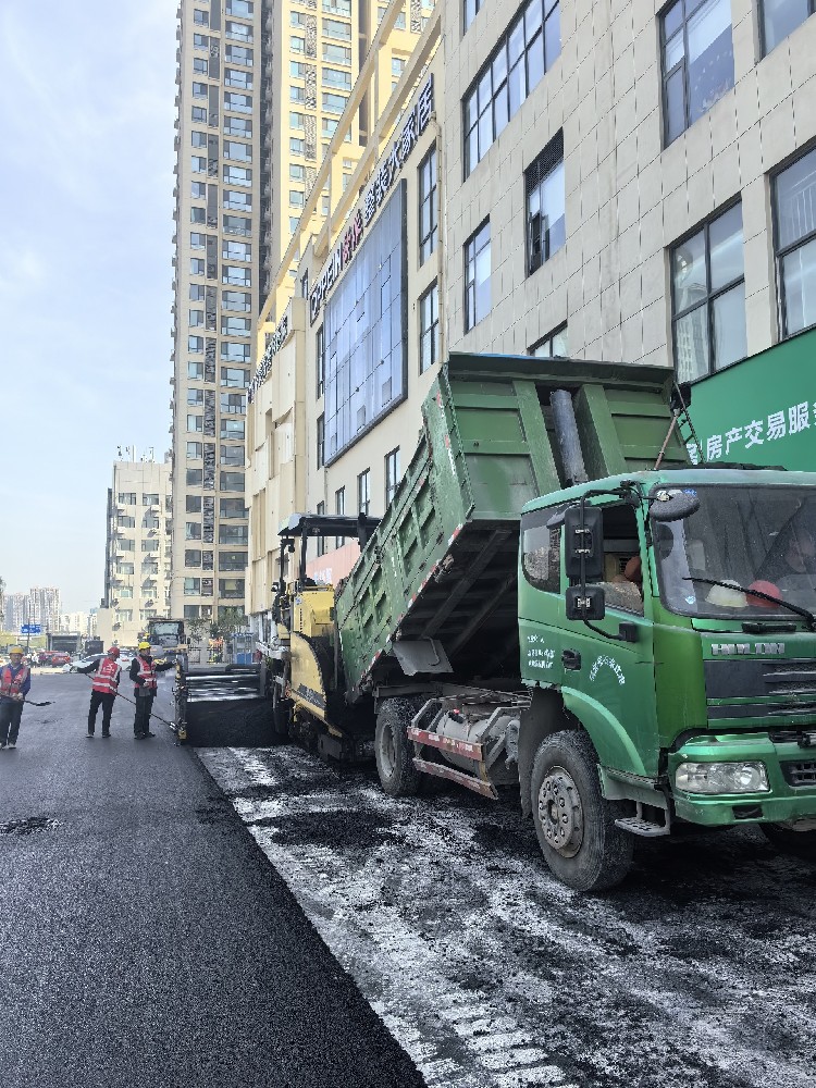 郑州沥青路面市政道路工程施工的特点——郑州沥青路面