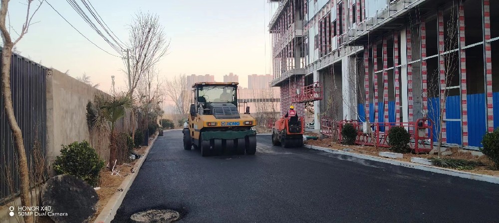 绘城市脉络，筑品质沥青之路