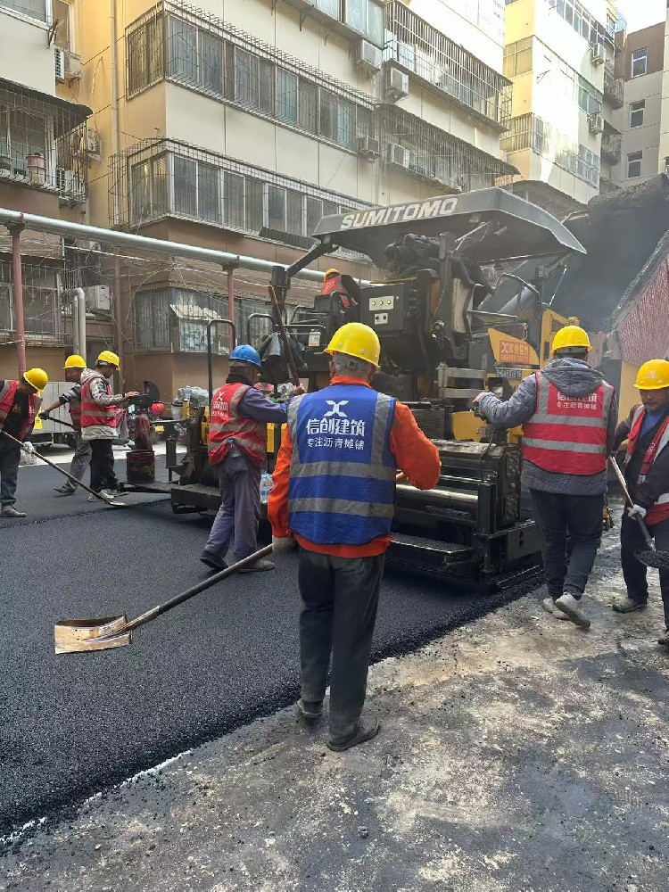 郑州沥青路面摊铺：以专业铸就交通动脉的坚实脊梁