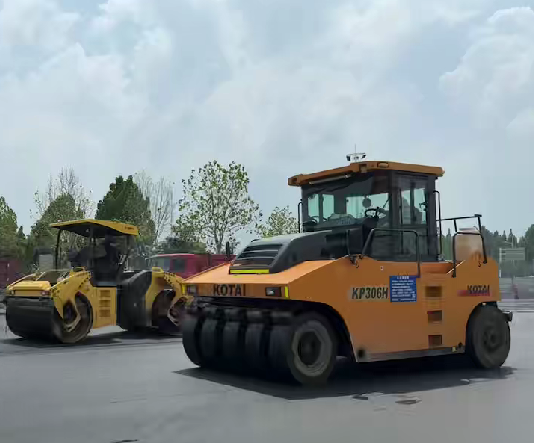 停车场沥青路面施工，打造高效耐用停车场地